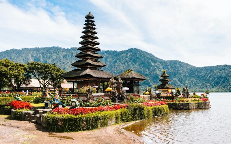 Ulun Danu Beratan temple on the lake in Bedugul